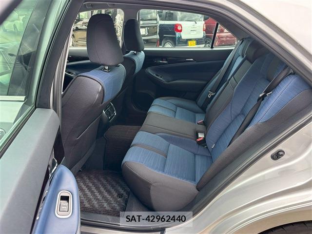 Toyota CROWN 2016-10 7812399-5