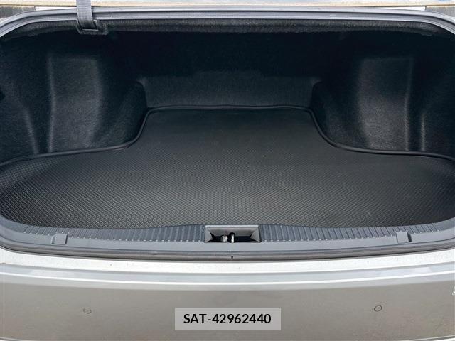 Toyota CROWN 2016-10 7812399-6