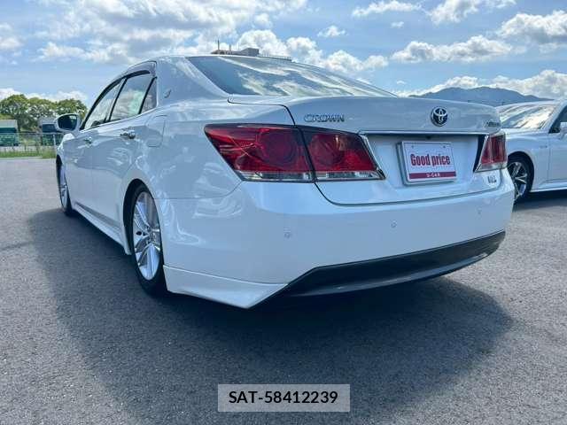 Toyota CROWN 2015-05 7812669-14