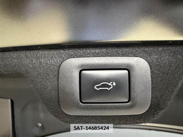 Toyota CROWN 2024-05 7814372-10
