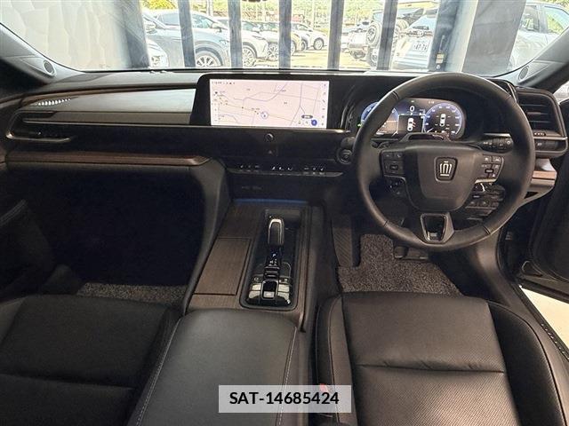 Toyota CROWN 2024-05 7814372-6