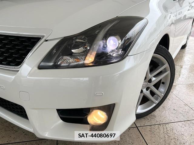 Toyota CROWN 2011-11 7815216-11