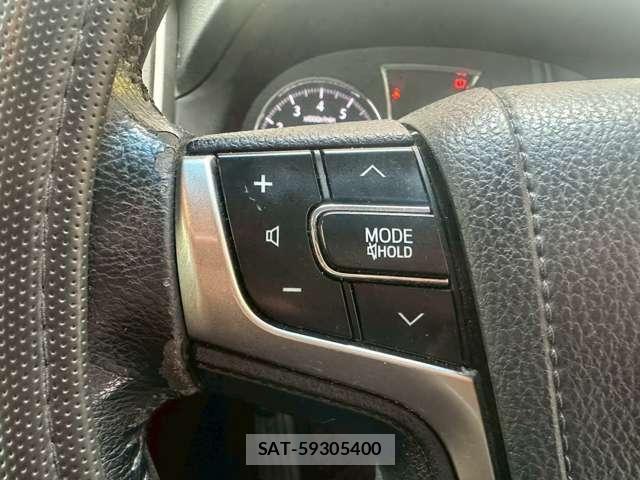 Toyota CROWN 2013-07 7815384-16