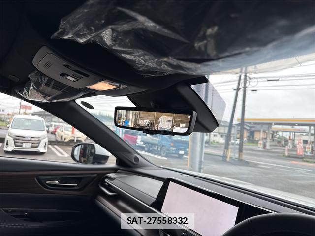 Toyota CROWN 2024-07 7815576-17