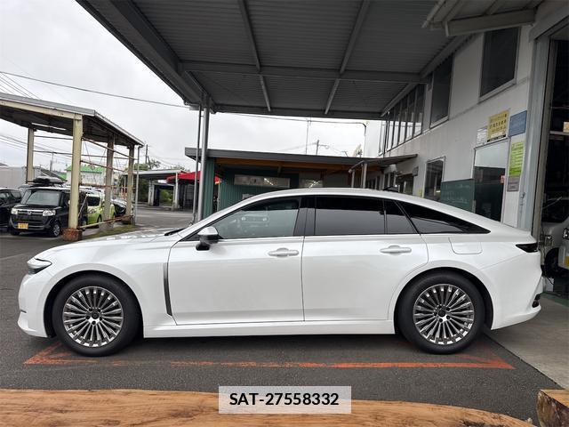Toyota CROWN 2024-07 7815576-8
