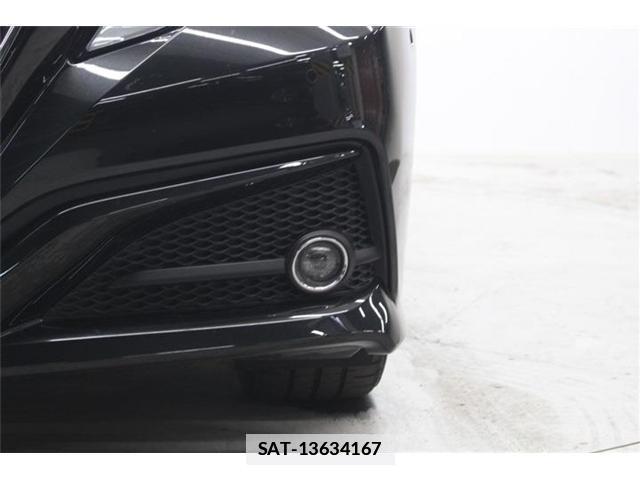 Toyota CROWN 2018-08 7818457-15
