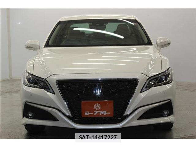 Toyota CROWN 2018-10 7818460-1
