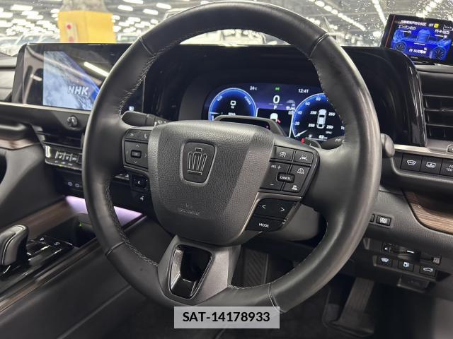 Toyota CROWN 2025-03 7818514-13