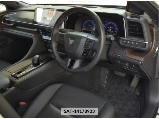 Toyota CROWN 2025-03 7818514-2