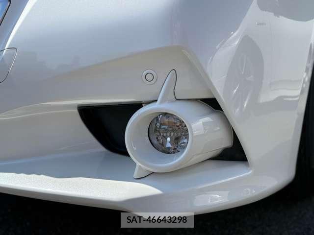 Toyota CROWN 2014-01 7819242-4