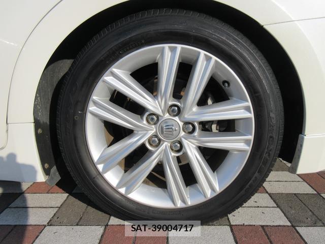 Toyota CROWN 2013-05 7819535-12