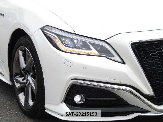 Toyota CROWN 2020-11 7819568-14