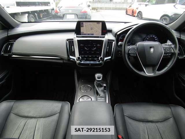 Toyota CROWN 2020-11 7819568-2