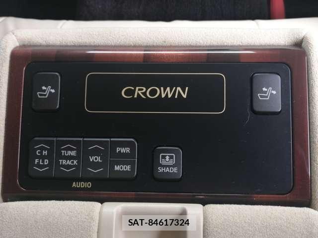 Toyota CROWN 2013-07 7819938-12