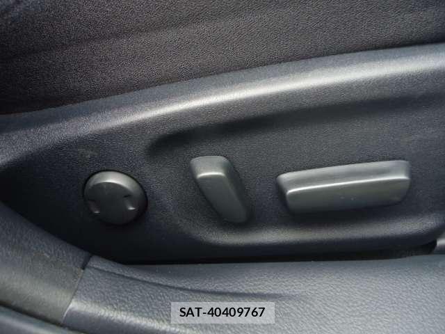Toyota CROWN 2013-06 7820015-12