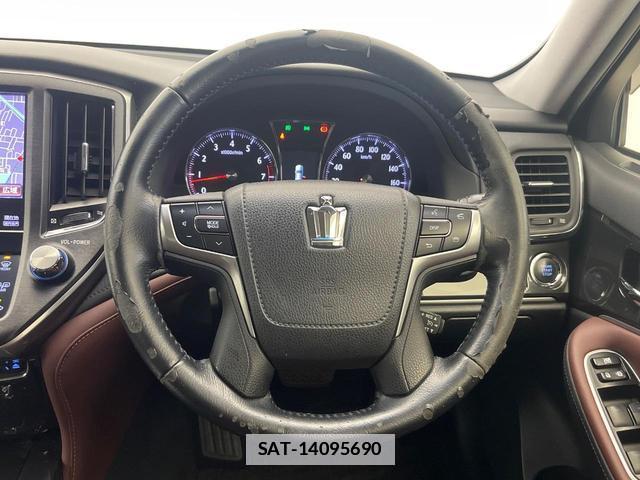 Toyota CROWN 2013-03 7820060-10