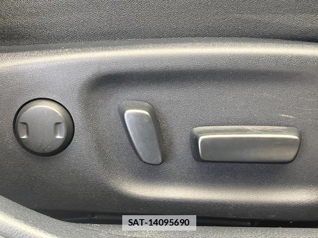 Toyota CROWN 2013-03 7820060-4