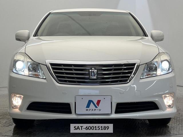 Toyota CROWN 2011-08 7820067-14