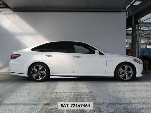 Toyota CROWN 2019-02 7820292-3