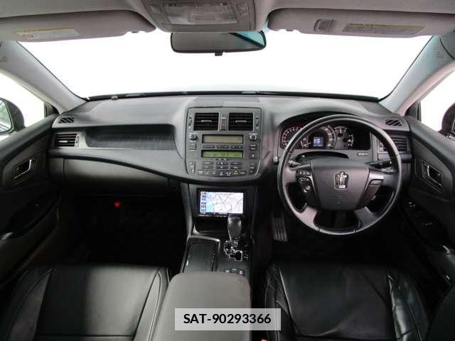 Toyota CROWN 2009-05 7820295-2