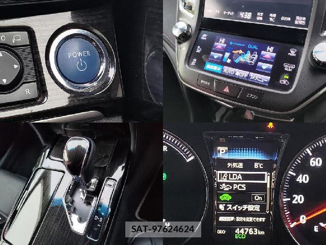 Toyota CROWN 2018-03 7820338-4