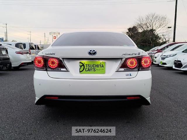 Toyota CROWN 2018-03 7820338-9