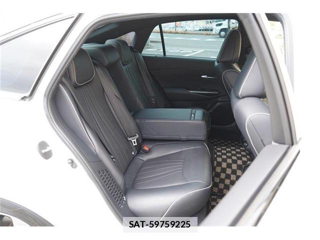 Toyota CROWN 2018-08 7820356-14