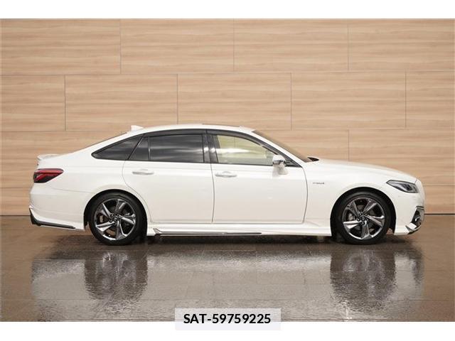 Toyota CROWN 2018-08 7820356-4