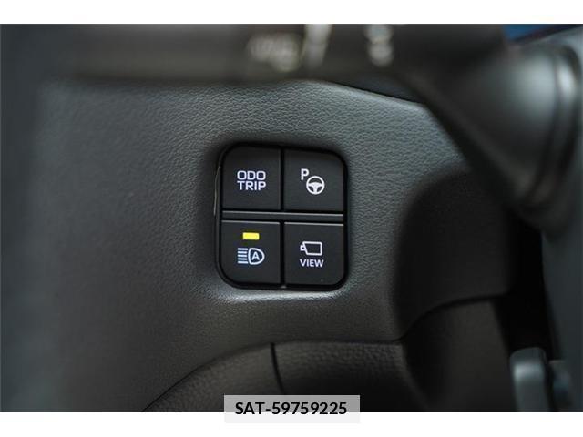Toyota CROWN 2018-08 7820356-9