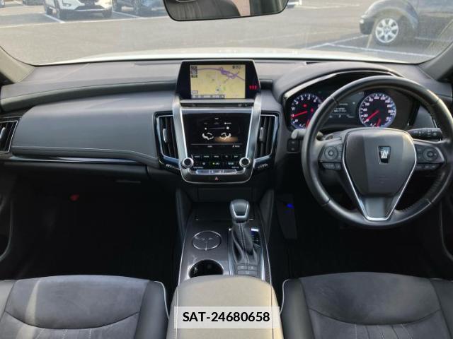 Toyota CROWN 2018-12 7821418-3