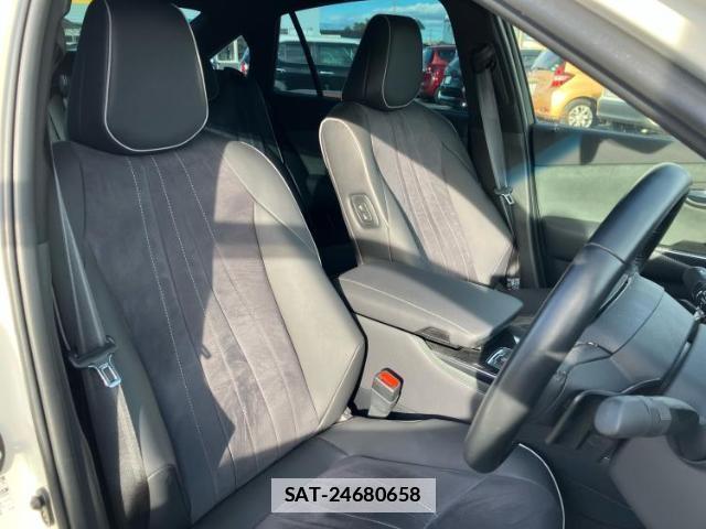 Toyota CROWN 2018-12 7821418-4