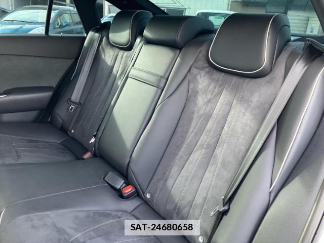 Toyota CROWN 2018-12 7821418-7