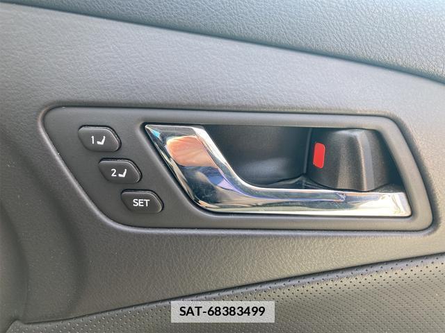 Toyota CROWN 2010-05 7822942-6