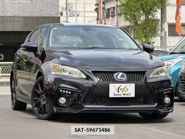 Lexus CT 2011-08 7812816-1