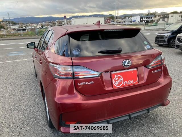 Lexus CT 2017-03 7813412-1