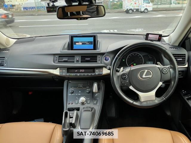 Lexus CT 2017-03 7813412-2