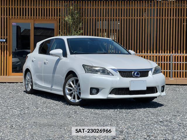 Lexus CT 2011-10 7813820-0