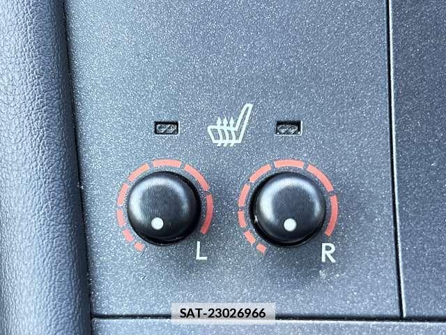 Lexus CT 2011-10 7813820-13