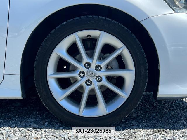 Lexus CT 2011-10 7813820-5
