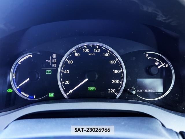 Lexus CT 2011-10 7813820-8