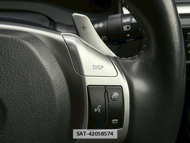 Lexus CT 2013-04 7814837-16
