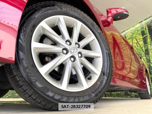 Lexus CT 2012-03 7815969-11