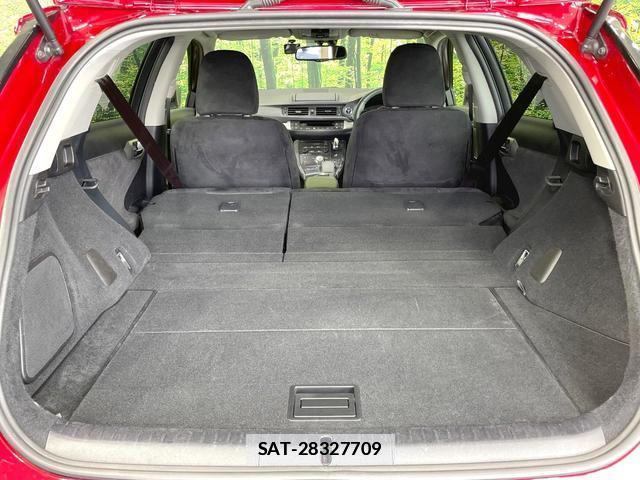 Lexus CT 2012-03 7815969-9