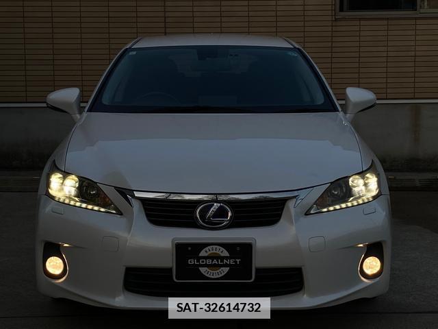 Lexus CT 2013-05 7816503-18