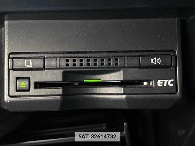Lexus CT 2013-05 7816503-9