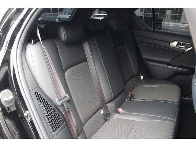 Lexus CT 2014-06 7822933-7