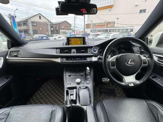 Lexus CT 2012-03 7823151-2
