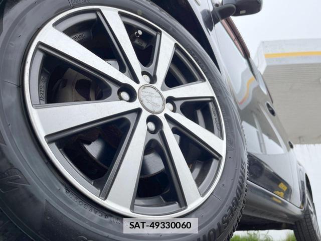 Nissan CUBE 2010-02 7814344-13
