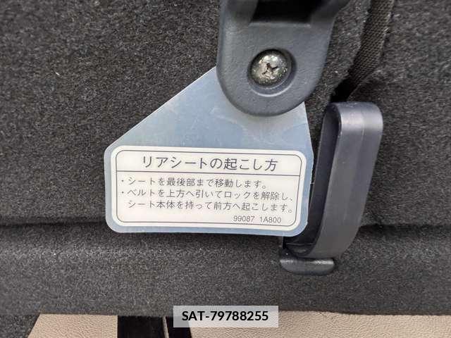 Nissan CUBE 2011-12 7819881-12