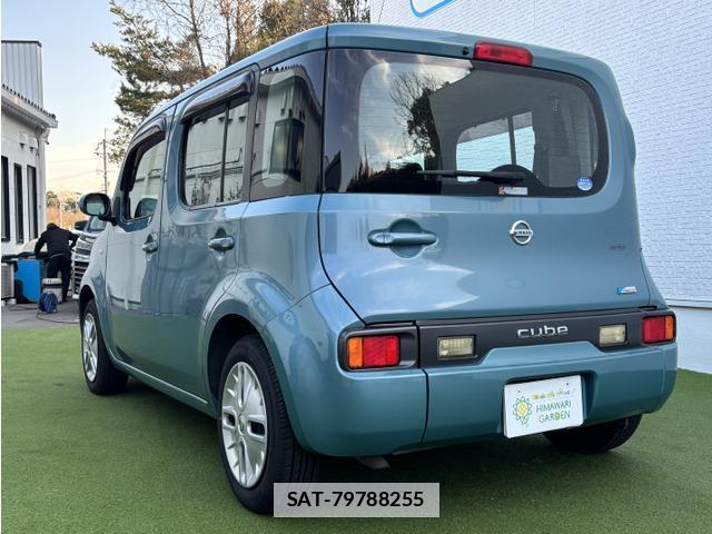 Nissan CUBE 2011-12 7819881-2